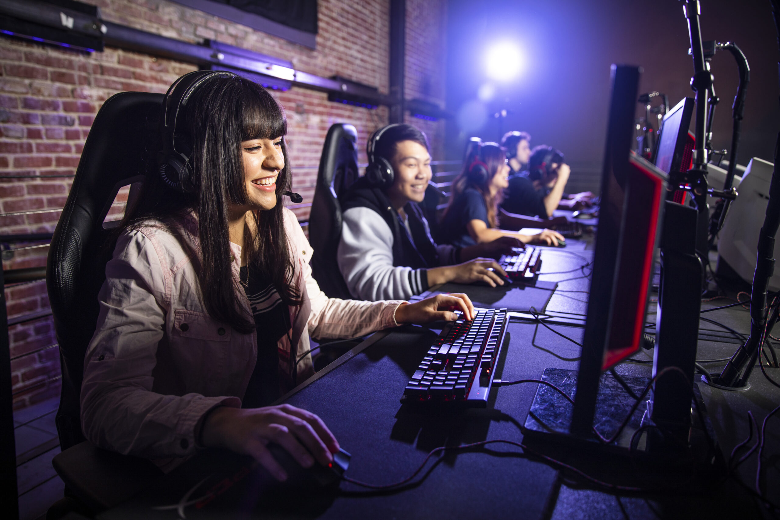 Why Marketers Should Embrace the Female Gaming Culture | Quantcast